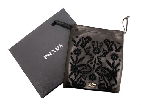 bustina prada